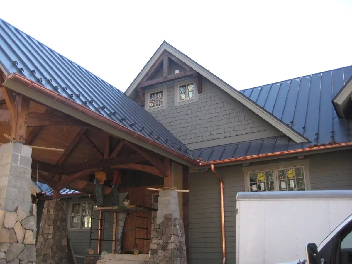 Craftsman Roofing team delivering quality roofing work in Pleasant Hill
